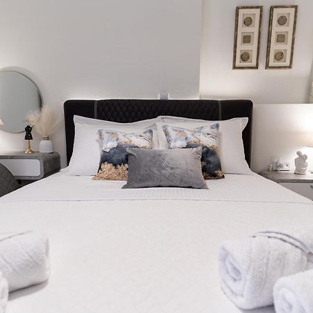 Euphoria Apartment 卡拉马塔 外观 照片